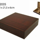 ξύλινος καφέ υγραντήρας πούρου