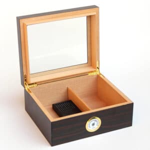 Wooden Humidor Brown For 30-40 Cigars with Glass (1102-E), ξύλινος υγραντήρας πούρων, καφέ χρώμα, με τζάμι, για 30-40 πούρα