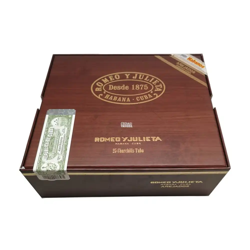 ROMEO y JULIETA – Churchills Tubo Anejados