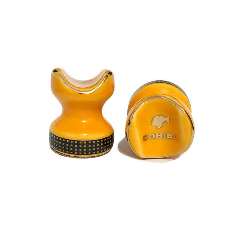 cohiba_stand_yellow