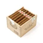 πούρα σε ξύλινο καφέ κουτί πούρων