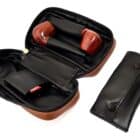 Καφέ Διπλή Θήκη Πίπας από PU Leather δερμάτινη με φερμουάρ ανοιχτή με δύο πίπες μέσα και σακουλάκι καπνού
