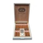 hoyo de monterrey travel humidor υγραντήρας με πούρα μέσα