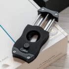 Πουροκόφτης V-CUT Black & Gold μεταλλικός κόφτης πούρων σε χρώμα μαύρο