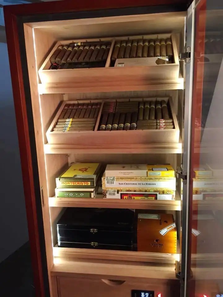 RACHING -144 Wooden Cigar Cabinet Cooler, ντουλάπα-ψυγειάκι υγραντήρας πούρων