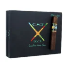 CAO - Bx3 ( Brazilian Times Three) Toro πούρο, πάνω στο ξύλινο μαύρο κουτί του