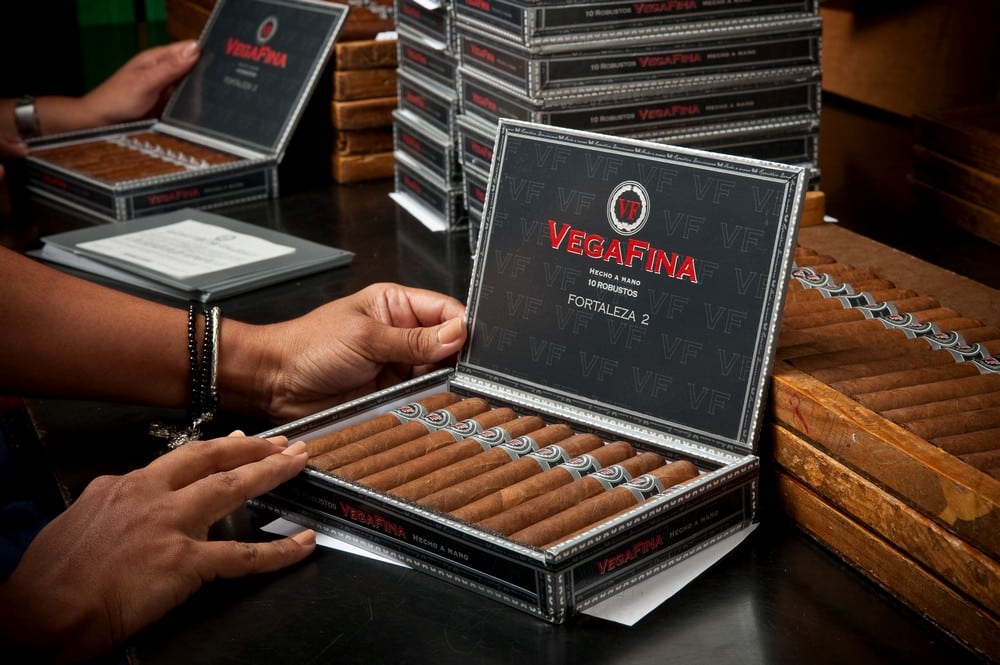 VEGAFINA - FORTALEZA 2 LINE - Robusto πούρο