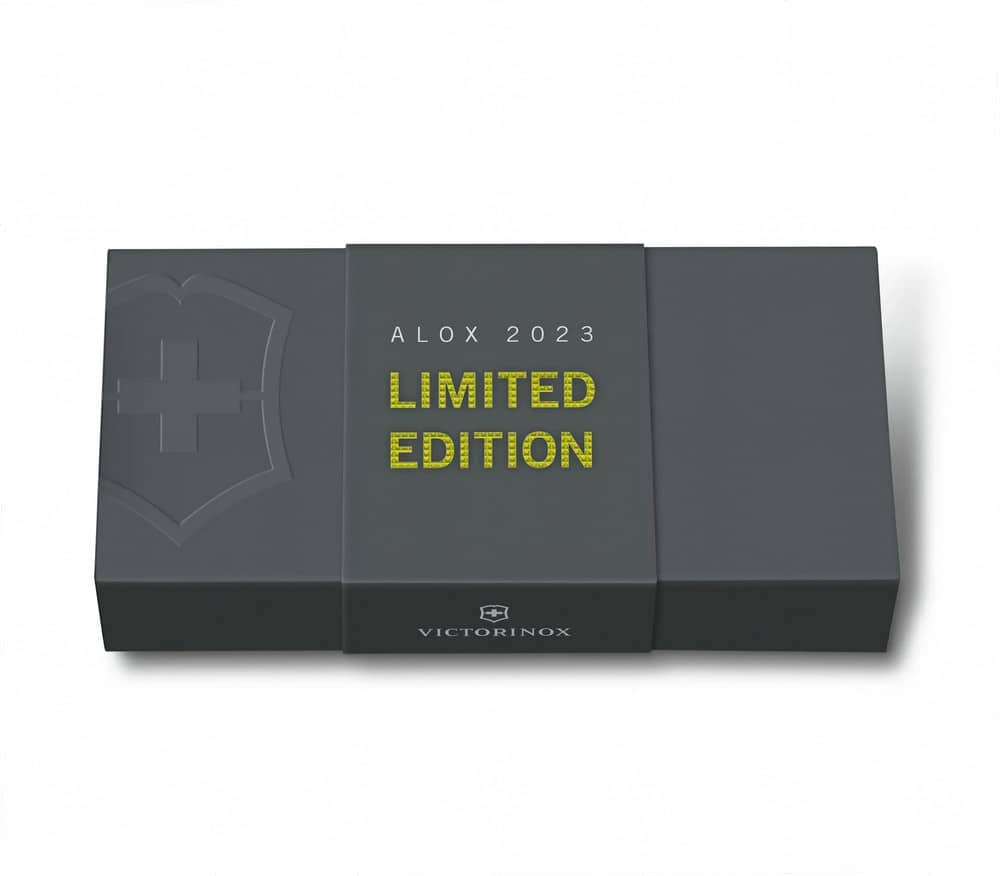 VICTORINOX - Classic SD Alox Limited Edition 2023, ελβετικός σουγιάς, ανοξείδωτος, κίτρινος, κουτί μαύρο συσκευασίας