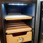 Cigar Cabinet Cooler (142), υγραντήρας-ψυγειάκι για πούρα