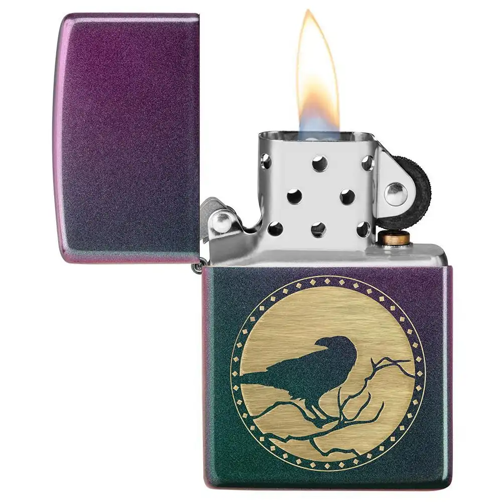 ZIPPO - Raven Design Αναπτήρας (1057), μωβ, αναμμένος