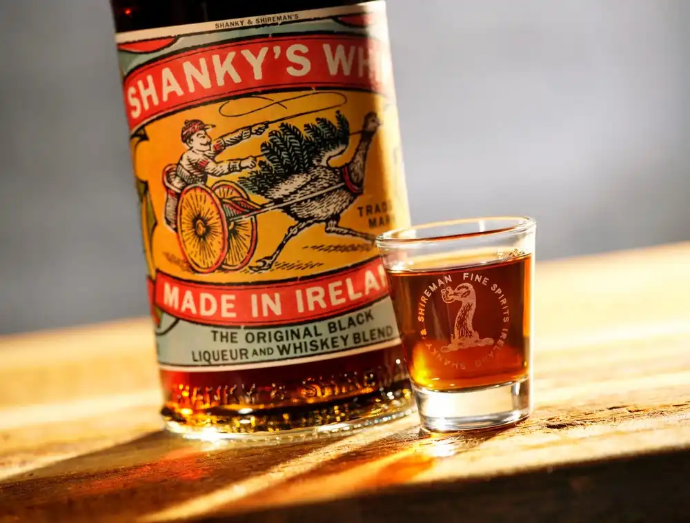 SHANKY & SHIREMAN - Shanky’s Whip Whiskey Liqueur 33% 700ml