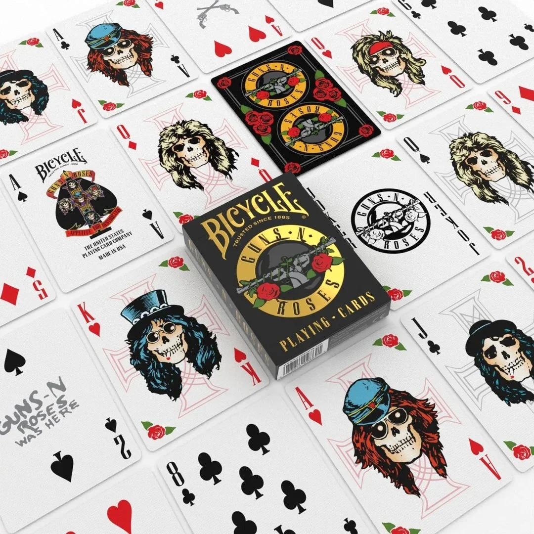 Η συλλεκτική τράπουλα Bicycle Guns N’ Roses Appetite for Destruction φέρνει την ενέργεια ενός από τα πιο εμβληματικά άλμπουμ της rock ιστορίας στο τραπέζι.